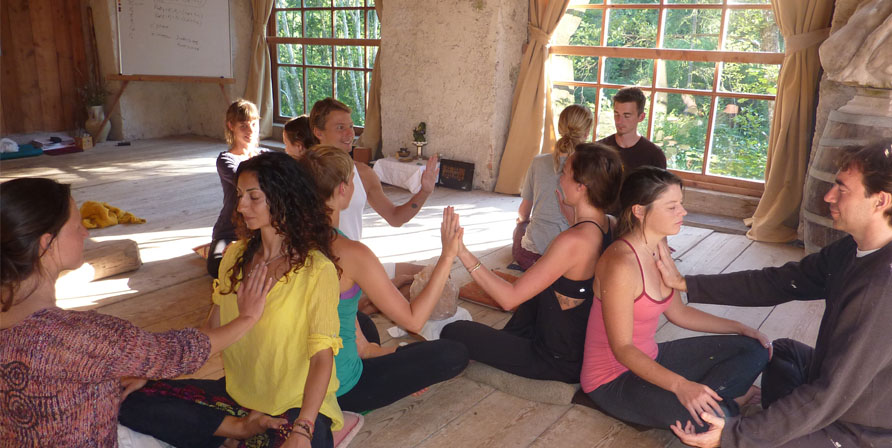 anahata energy practice at the Level 2, 300 hour Yoga Teacher Training in Austria